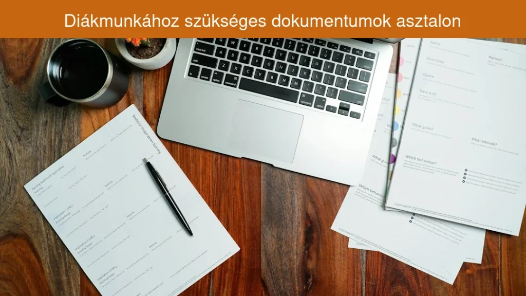 Diákmunkához szükséges dokumentumok asztalon